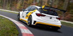 Opel представил гоночную версию Astra. Фотослайдер 0