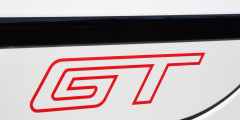 Volkswagen рассекретил прототип спортивного Passat GT . Фотослайдер 0