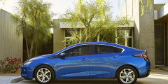 Chevrolet представил новое поколение электрокара Volt. Фотослайдер 0