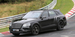 «Заряженная» версия Bentley Bentayga впервые замечена на тестах . Фотослайдер 0