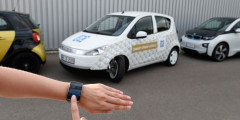 Компания ZF научила электрокар парковаться с помощью часов. Фотослайдер 0