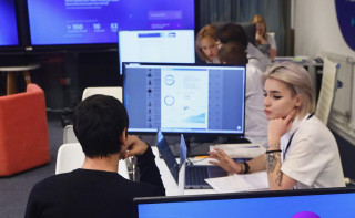 В России выросло на треть число ищущих работу подростков
