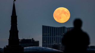 «Охотничья Луна» взошла над Москвой в ночь на 18 октября. Как это было