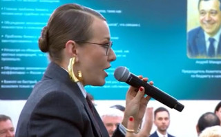 Собчак после речи Макарова на ПМЭФ вспомнила «голую вечеринку»