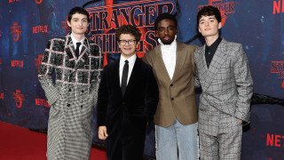 Как изменились актеры сериала «Очень странные дела». Сегодня их не узнать