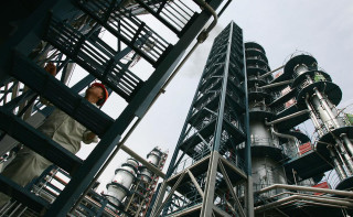 Bloomberg узнал о требовании Китая к НПЗ приостановить экспорт бензина