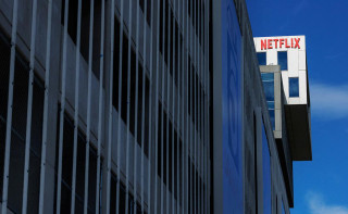 WSJ рассказала, зачем команда Трампа может помешать «мегасделке» Netflix