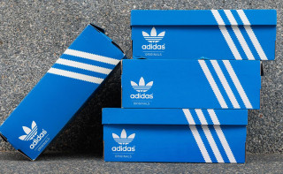 Росаккредитация объяснила, почему заблокировала партию «продукции Adidas»