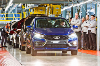 «АвтоВАЗ» начнет выпуск Lada Iskra на «Автозаводе Санкт-Петербург»