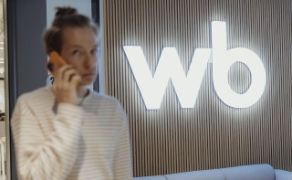 К Wildberries отправили претензию за продажу одежды под брендом Aurus