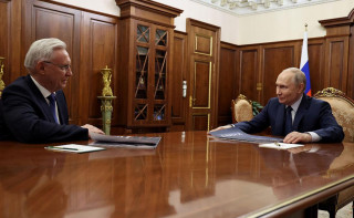 Путин заявил, что КамАЗ справляется на фоне сложной ситуации в автопроме