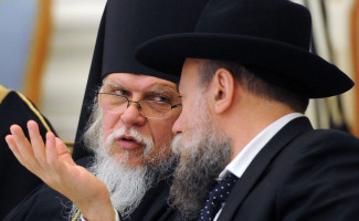 Епископ Пантелеймон и Александр Борода (слева направо)