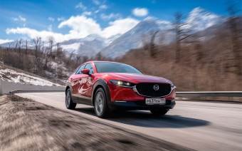 Скрытые таланты. Тест-драйв Mazda CX-30 в горах