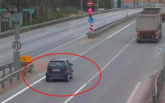 Камера оштрафовала водителя за разметку, которой не было. Фото