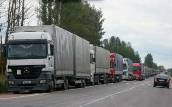 На иностранцев со штрафами нашли управу. Их не выпустят из России