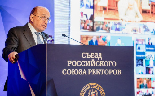 Виктор Садовничий