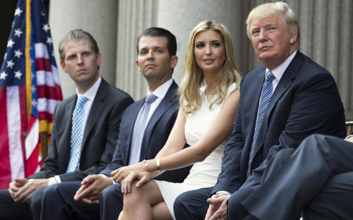 Эрик, Дональд, Иванка и Дональд Трамп