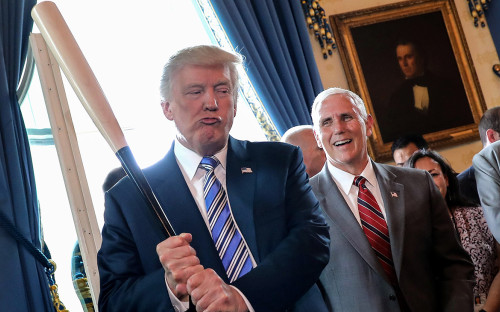 Дональд Трамп и Майкл Пенс