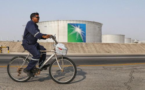 Нефтеперерабатывающий завод компании Saudi Aramco (Абкаик,&nbsp;Саудовская Аравия)