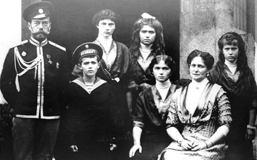 Русский император Николай II Романов&nbsp;с семьей. 1915 год&nbsp;
