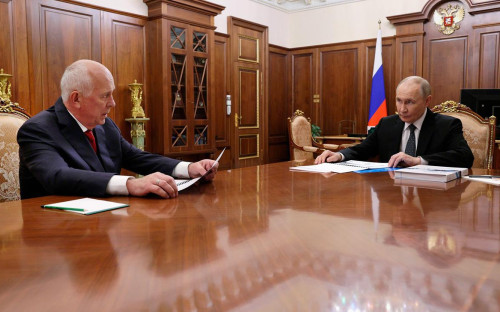 Сергей Чемезов и&nbsp;Владимир Путин