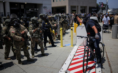 Фото: Daniel Cole / Reuters