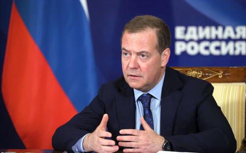 Дмитрий Медведев