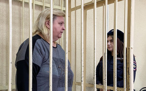 Лариса Католикова