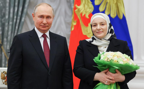 Медни Кадырова и Владимир Путин