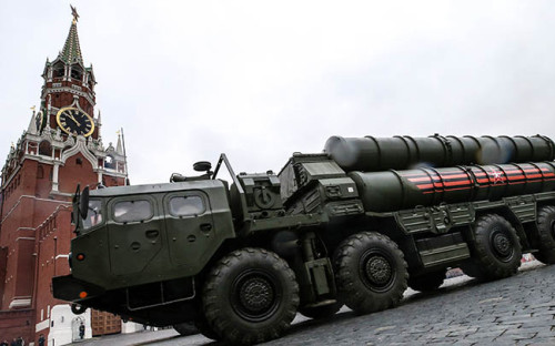 Зенитно-ракетный комплекс С-400


