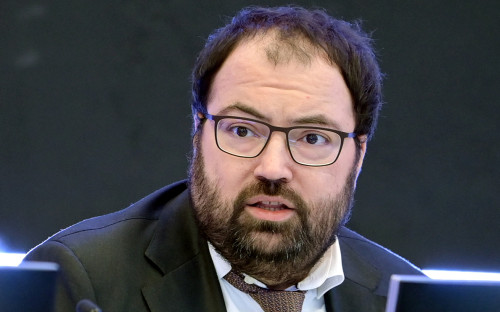 Максут Шадаев