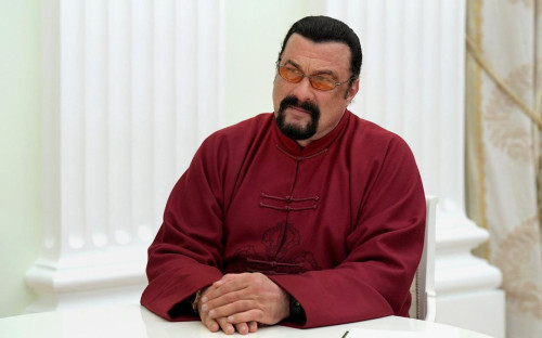 Стивен Сигал