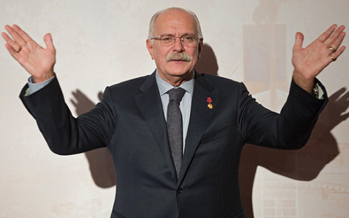 Изначально с идеей «налога на интернет» выступил Российский союз правообладателей (РСП) во главе с Никитой Михалковым