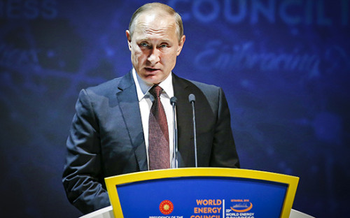 Президент России Владимир Путин на Всемирном энергетическом конгрессе в Стамбуле


