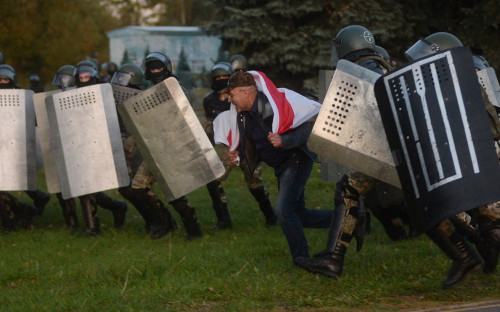 Фото: EPA / STR / ТАСС