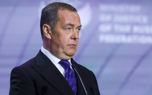 Дмитрий Медведев