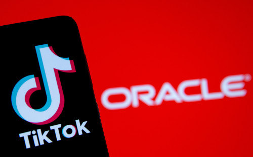 Трамп одобрил сделку по покупке TikTok компанией Oracle