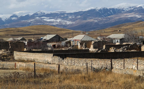 Армянское село на границе с Азербайджаном