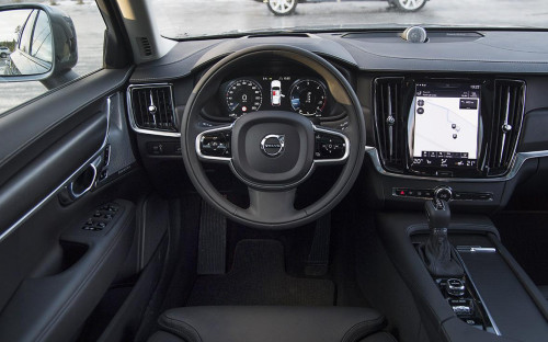 Автомобиль Volvo V90 Cross Country