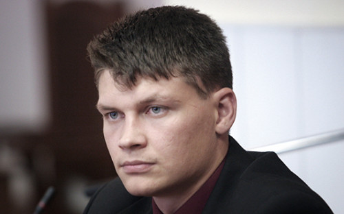 Сергей Аракчеев во время заседания Северо-Кавказского окружного военного суда.&nbsp;​Ростов-на-Дону. Октябрь 2005 года


