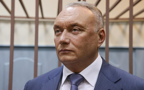 Дмитрий Савельев