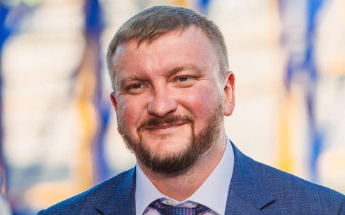 Павел Петренко