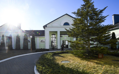 <p>Гомельская область. Здание, где решено провести переговоры.</p>

<p>Точное место проведения переговоров не называлось из соображений безопасности</p>