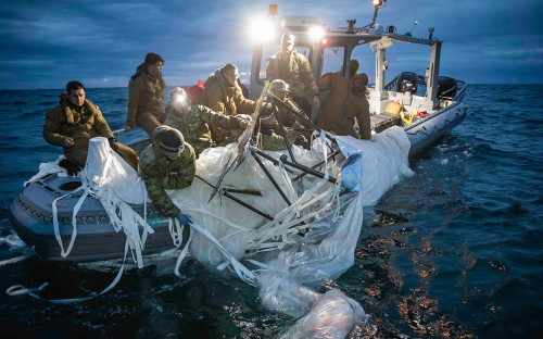 Фото:  Petty Officer 1st Class Tyler Thompson / U.S. Navy / Getty Images