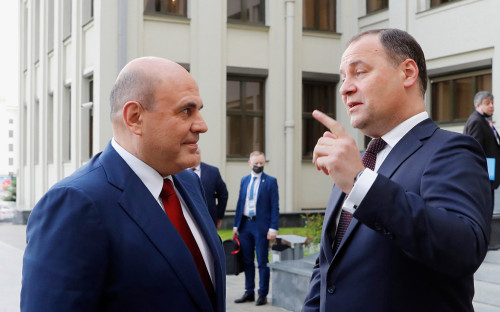 Михаил Мишустин и Роман Головченко