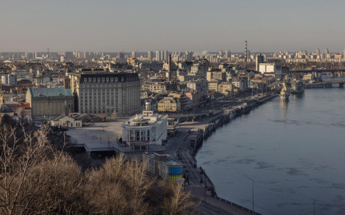 <p>Киев, Украина</p>