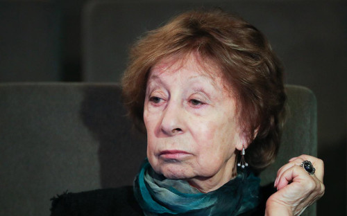 Лия Ахеджакова