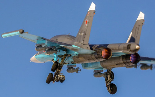 Истребитель Су-34