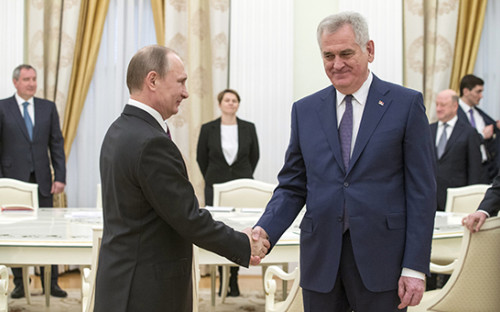Президент России Владимир Путин и его коллега из Сербии&nbsp;​Томислав Николич во время встречи в Кремле


