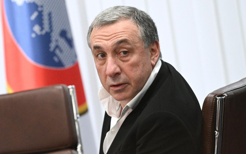 Евгений Гинер